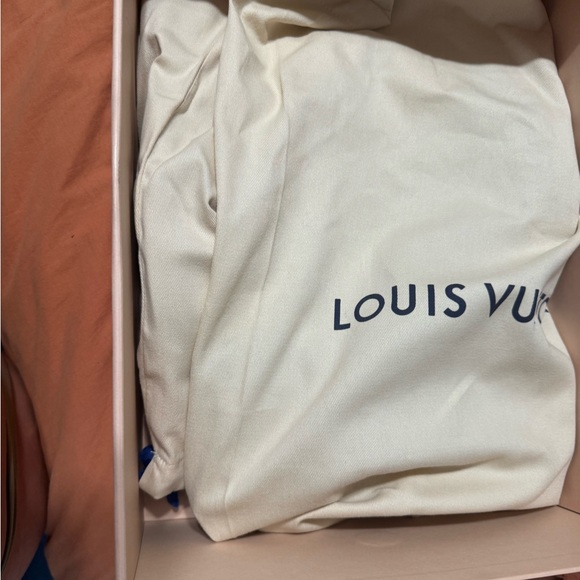 100% authentic  Louis Vuitton Metropolis Flat Ranger boots new size 37 - Picture 7 of 9